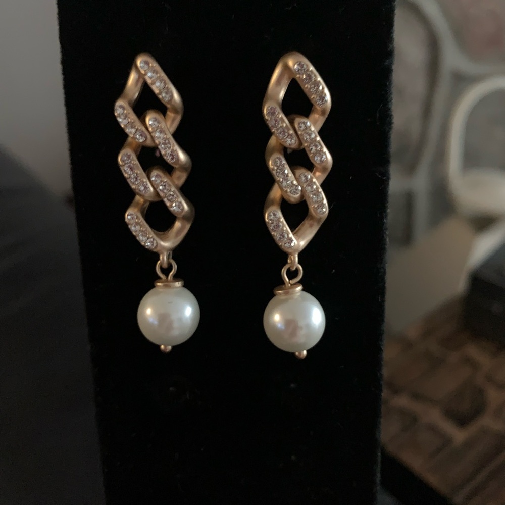 White House Black Market Gold Pearl Drop Earrings